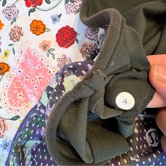 LULULEMON Sz 4 Power Y Tank Top Olive Green Purple Floral Multi Dot - Picture 5 of 5